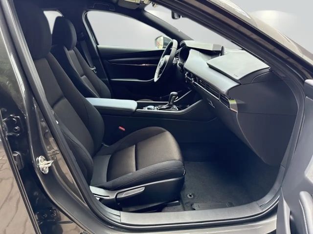 Mazda 3 2.5L SkyActiv e-Skyactiv