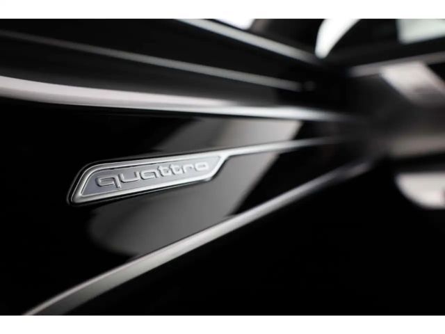 Audi S6 Avant Quattro