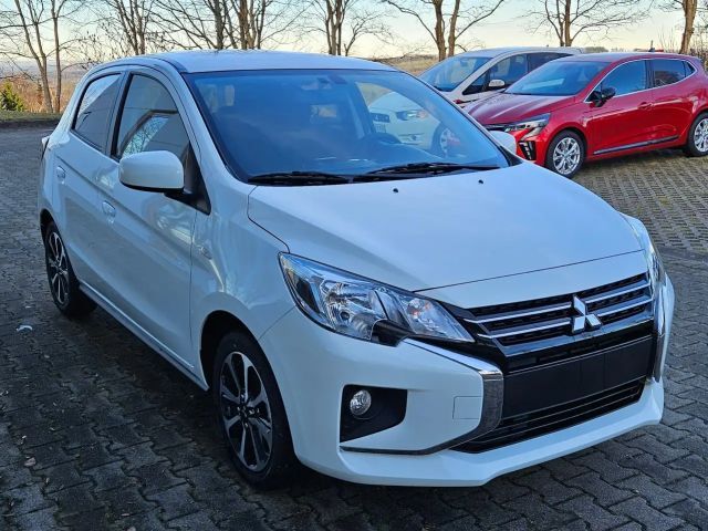 Mitsubishi Space Star Star