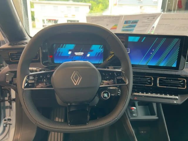 Renault 4 Comfort E-Tech Techno