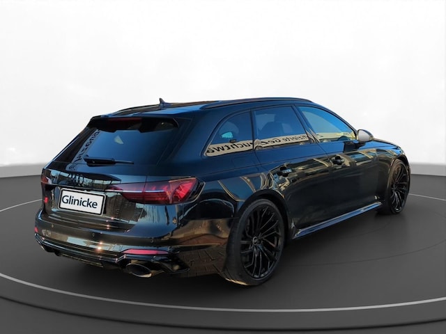 Audi RS4 Avant Quattro