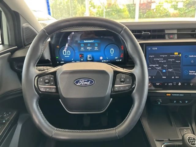 Ford Puma EcoBoost Titanium