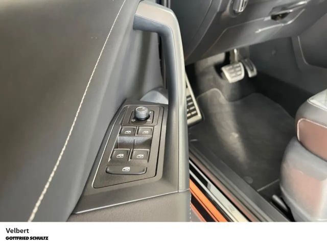 Volkswagen T-Roc 1.5 TSI DSG R-Line