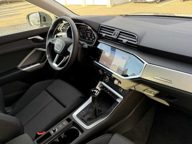 Audi Q3 35 TFSI S-Tronic