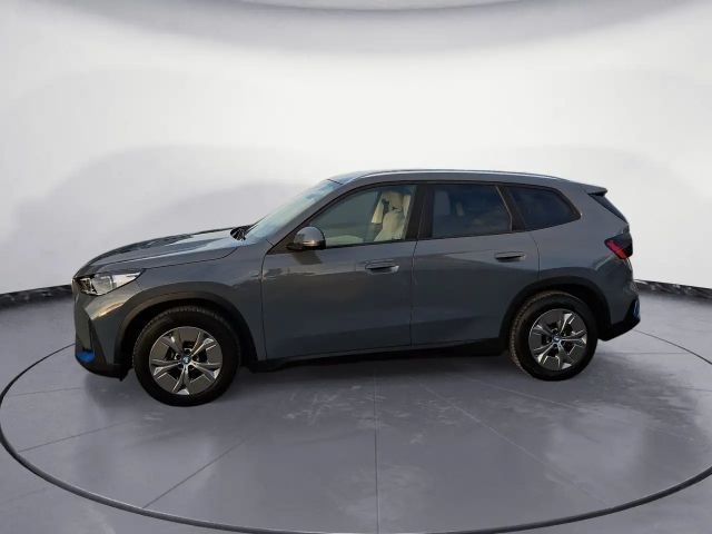 BMW iX1 xDrive30