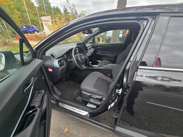 Toyota C-HR Hybride Team D