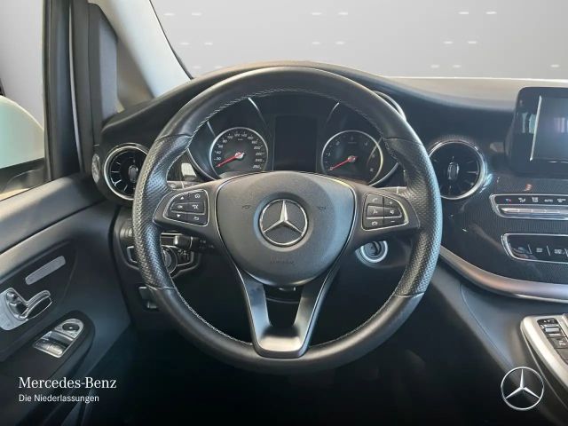 Mercedes-Benz V 220 V 220 d