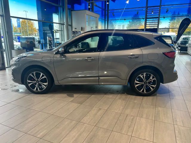 Ford Kuga Plug in Hybrid ST Line X