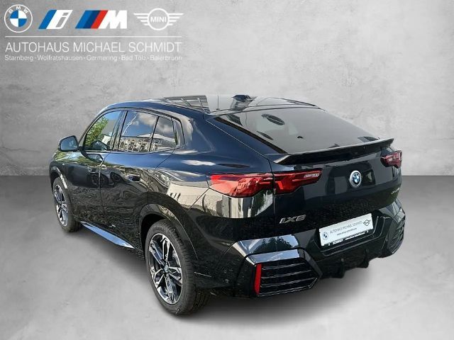 BMW iX2 M-Sport xDrive30