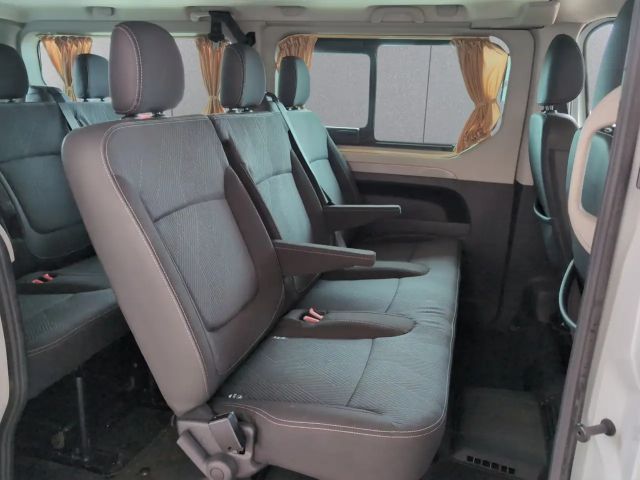 Renault Trafic Combi Life