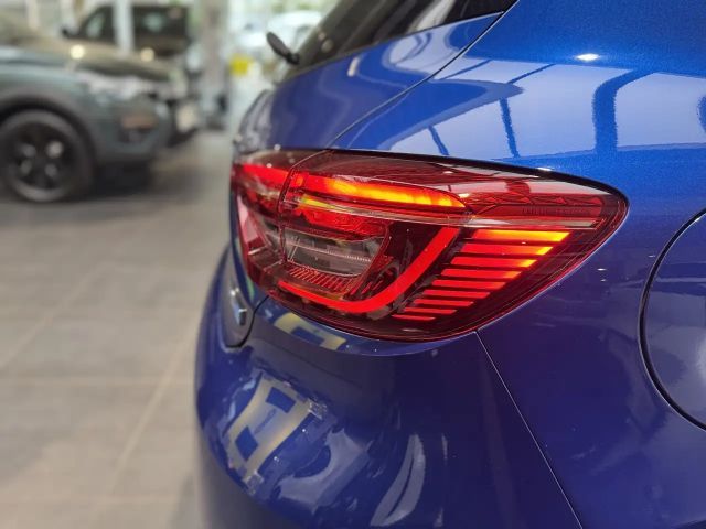 Renault Clio E-Tech Hybrid Intens