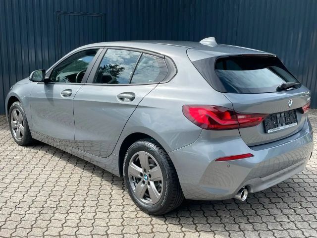 BMW 116 116i 5-deurs Sedan