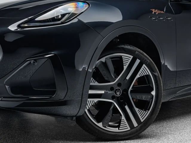 Maserati Grecale Folgore NEW + ELEKTRO + PANO