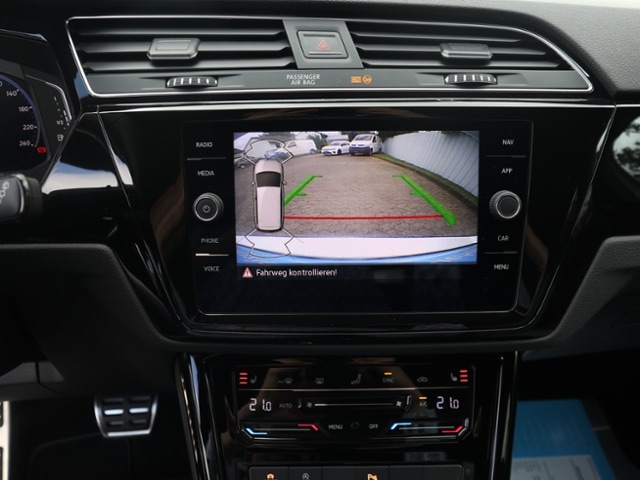 Volkswagen Touran 1.5 TSI DSG R-Line