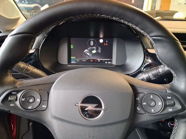 Opel Corsa F e  +LED+SHZ+LHZ+PDC+KLIMAAUTOMATIK