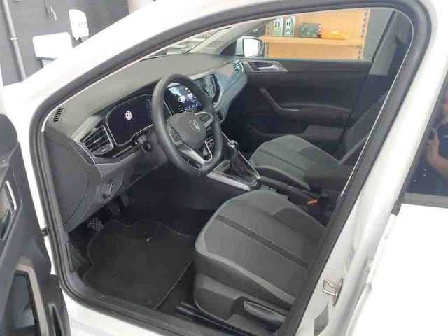 Volkswagen Polo Polo 1.0     StyleBT070 TSIM5F