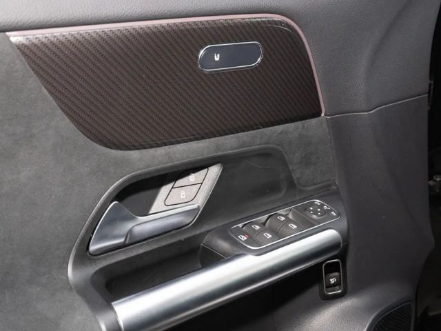 Mercedes-Benz GLA 45 AMG 4MATIC+ AMG Line