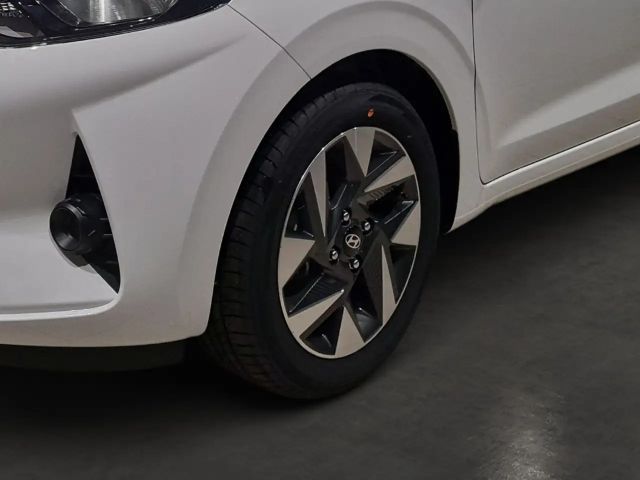 Hyundai i10 1.0 2WD Trend
