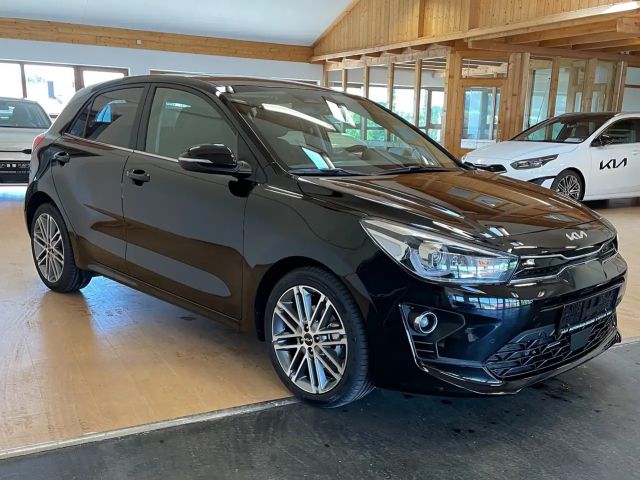 Kia Rio Platinum Edition