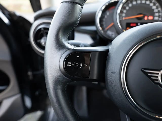 MINI Cooper FACELIFT LED PDC KLIMA Essential Trim