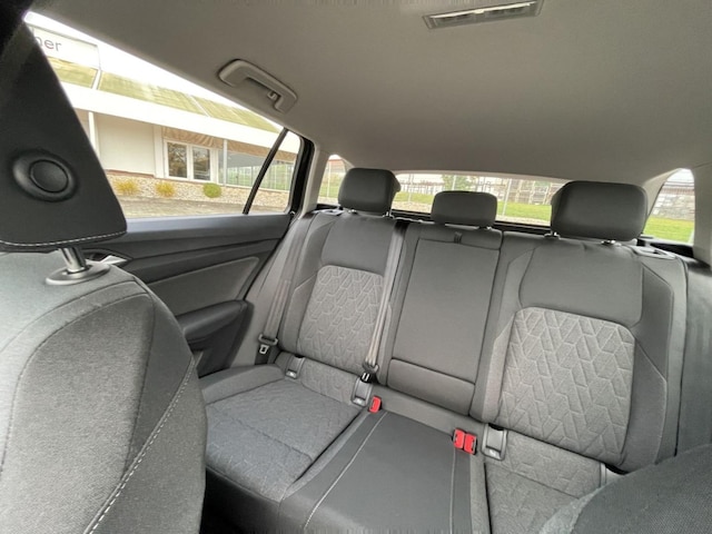 Volkswagen Golf 2.0 TDI Life Variant