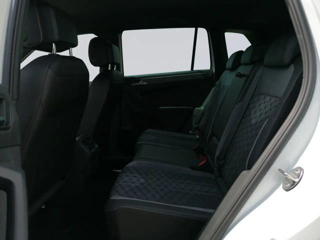 Volkswagen Tiguan 1.5 TSI DSG R-Line
