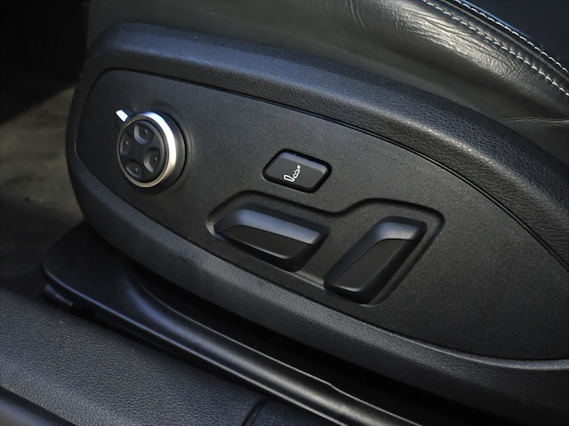 Audi RS4 Avant Quattro