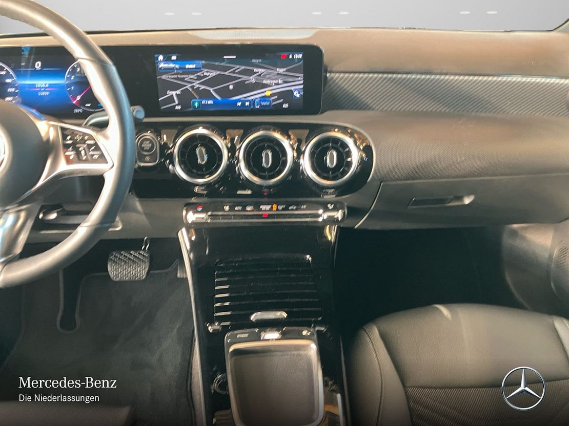 Mercedes-Benz A 200 Progressive