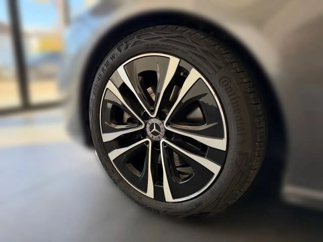 Mercedes-Benz CLA 180 CLA 180 d Coupé