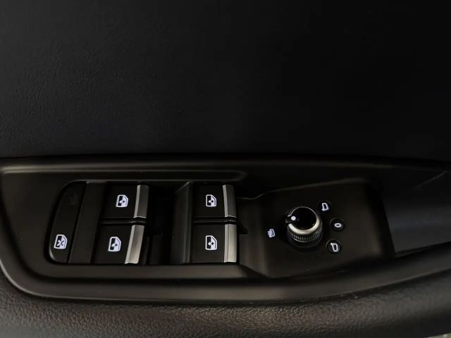 Audi A4 35 TFSI S-Line