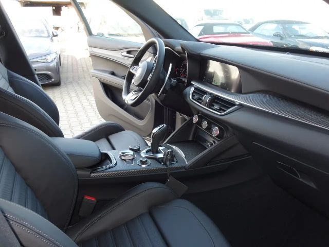 Alfa Romeo Stelvio Quadrifoglio