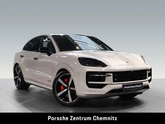 Porsche Cayenne 4 Coupé GTS