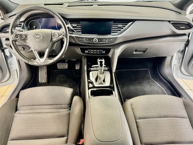 Opel Insignia Business