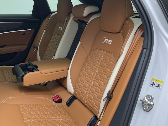 Audi A6 e-tron Avant Performance Quattro