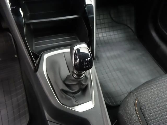 Peugeot 208 PureTech Style