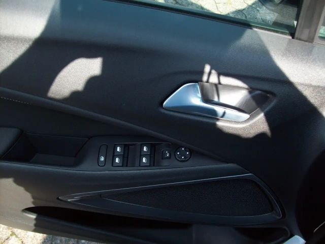 Opel Crossland X Elegance