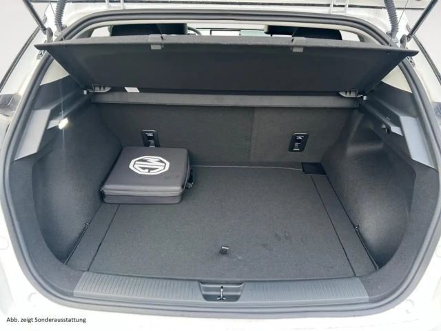 MG MG4 51 kWh 64 kWh Luxury