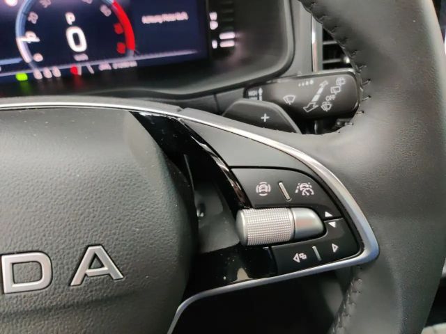 Skoda Karoq 1.5 TSI Lounge Tour