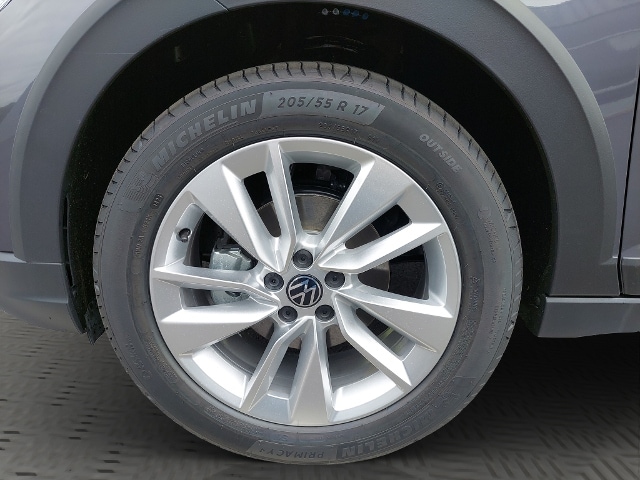 Volkswagen Taigo 1,5 l TSI "Move" MATRIX LED+KLIMA+NAVI+ESP+ALS