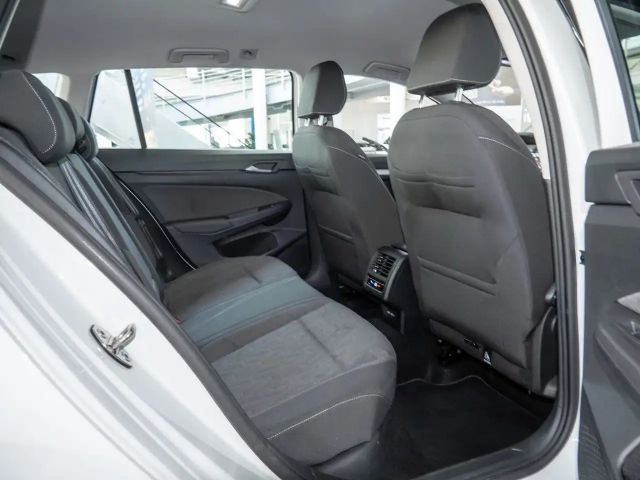 Volkswagen Golf 1.5 eTSI Golf VIII Life Variant