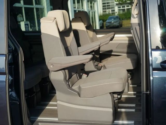 Volkswagen Multivan 2.0 TDI Life T7