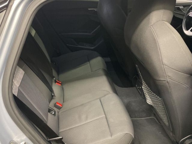 Audi A3 30 TDI S-Tronic Sedan