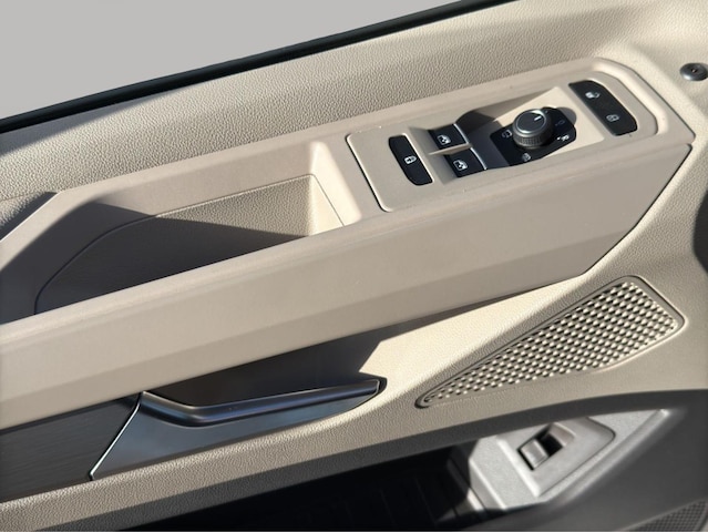 Volkswagen Multivan Life