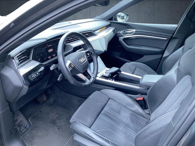 Audi Q8 e-tron 50 Quattro S-Line