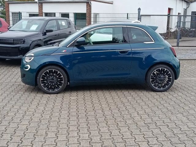 Fiat 500e La Prima by Bocelli