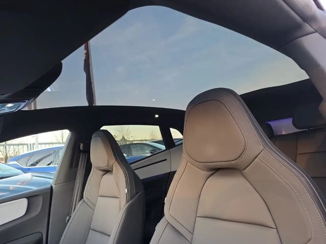 Polestar 4 Dual motor Long range Pilot