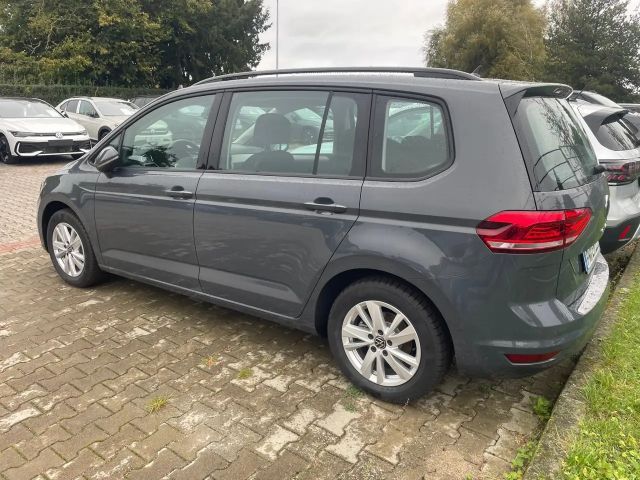 Volkswagen Touran 1.5 TSI Comfortline