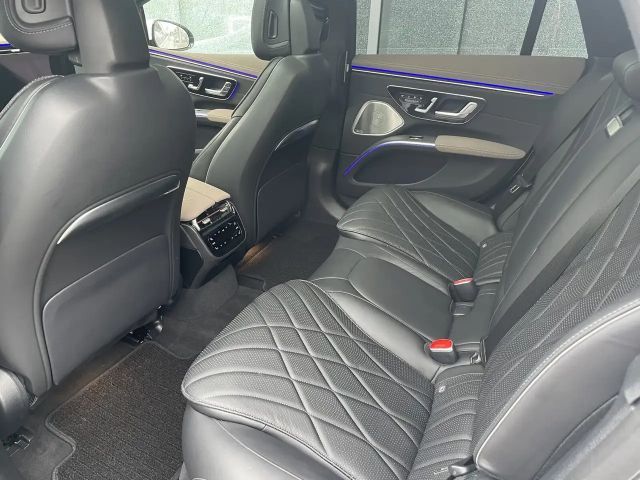 Mercedes-Benz EQS 4MATIC 580 AMG Line Sedan