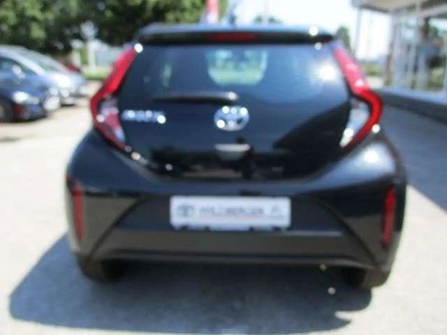 Toyota Aygo Hatchback Play VVT-i