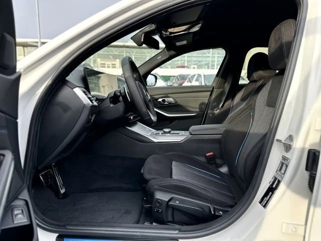 BMW 320 320i M-Sport Touring